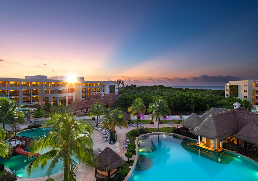 Paradisus Playa del Carmen is the perfect getaway for summer lovers.